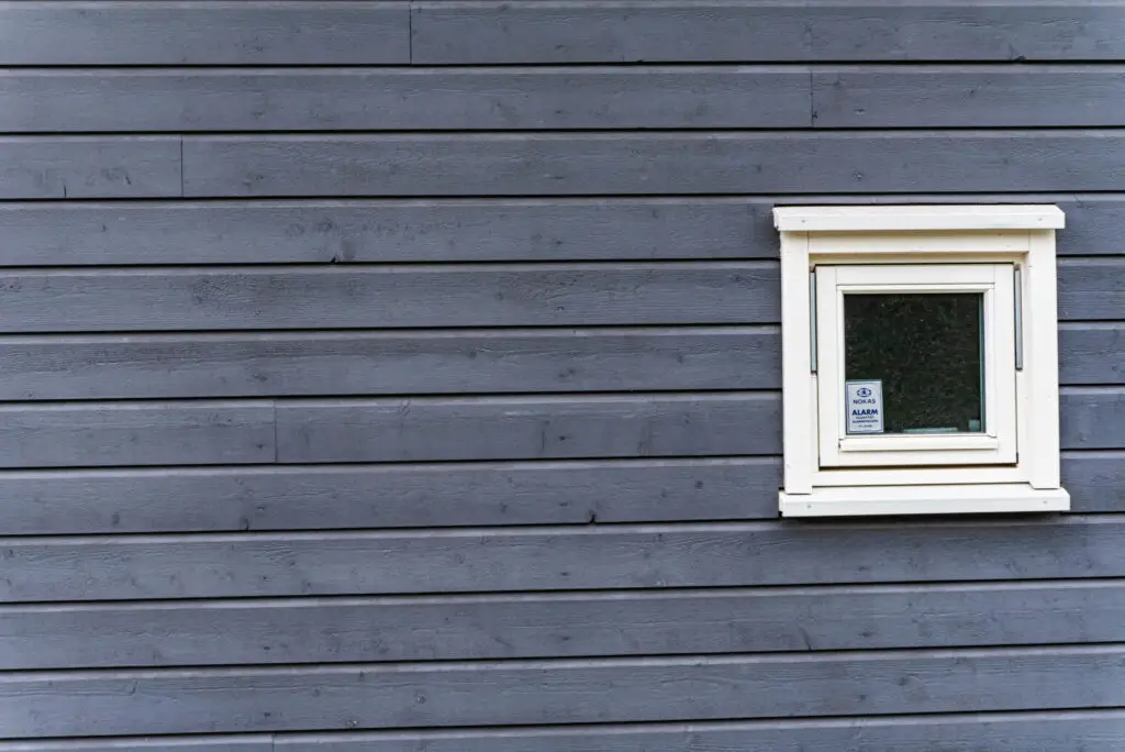 How Much Does Siding Repair Cost In Nyc? 1 How Much Does Siding Repair Cost In Nyc?